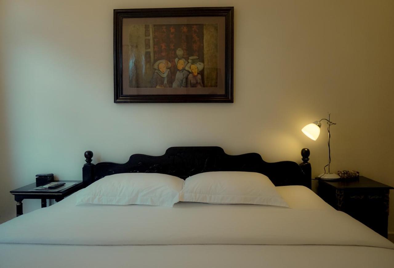 Hue Nino Hotel Екстер'єр фото